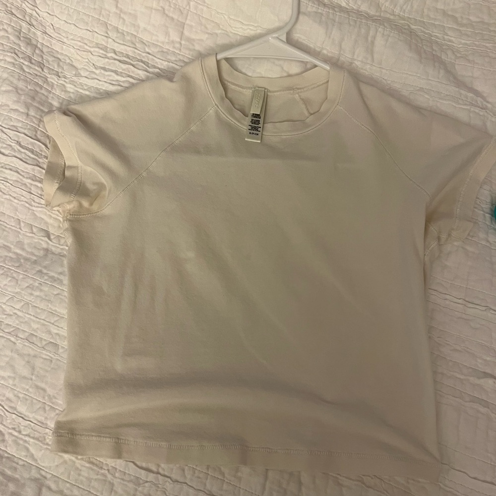 Skim new vintage crop raglan